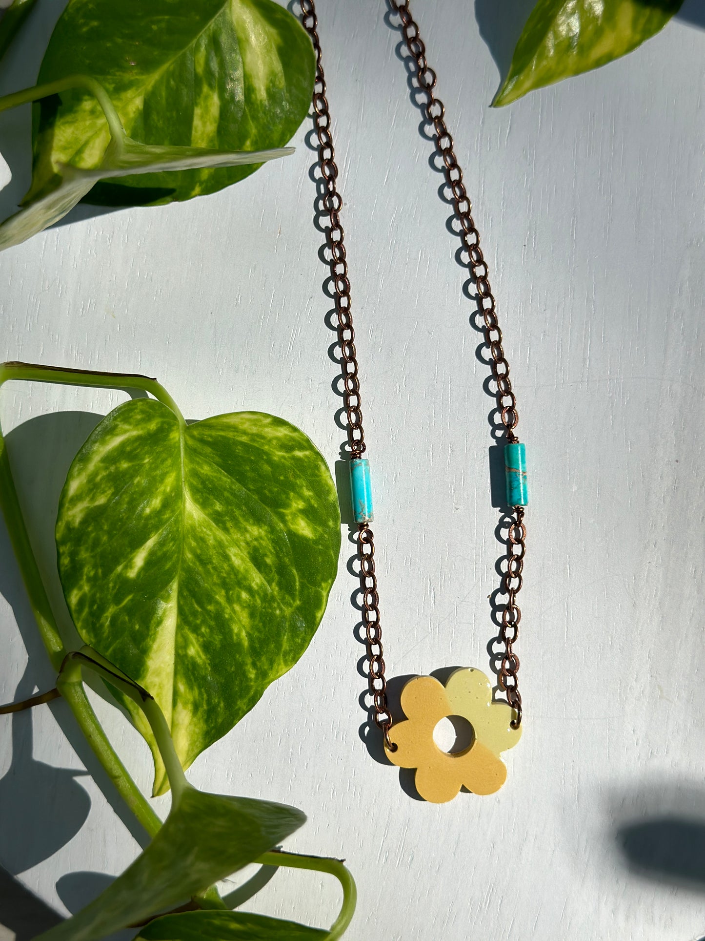 Retro Vintage Boho Flower Girl Necklace (yellow)