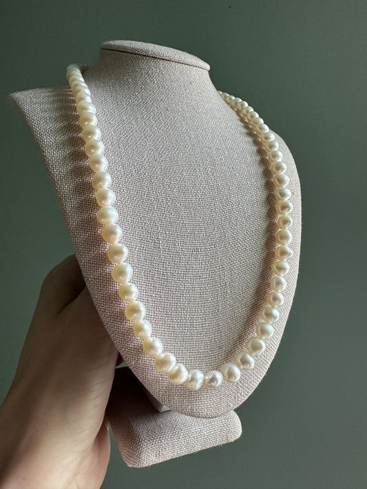 Classic Pearl Necklace