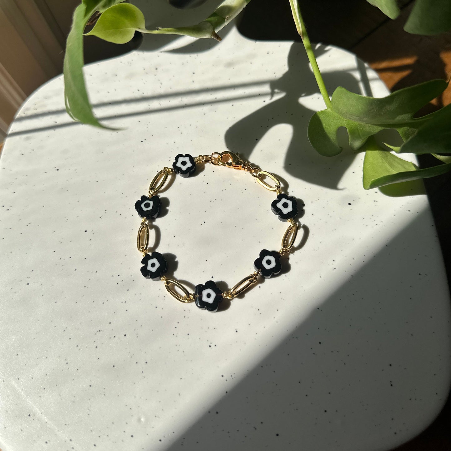 Chunky SS Black & White Flower Chain Bracelet